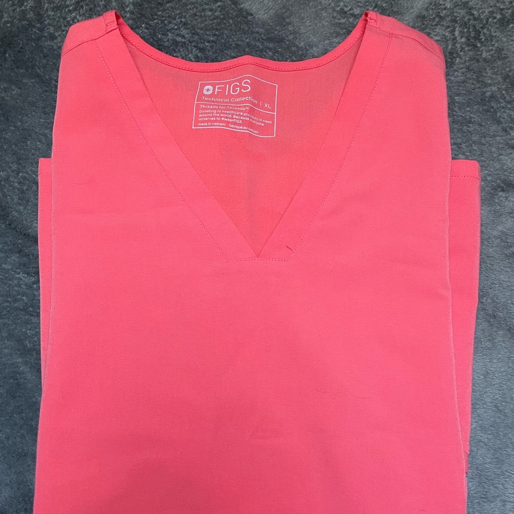FIGS SCRUBS SET